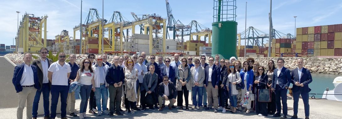 FEPEVAL conoce los proyectos del Puerto de València de la mano de la Autoridad Portuaria de Valencia