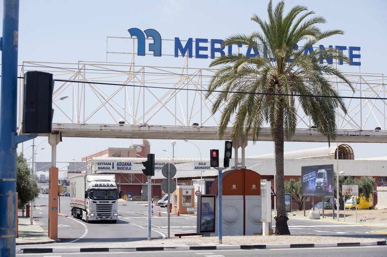 Alicante y Mercalicante negocian su ampliación con el reto de ganar 78.000 metros, un 57% más